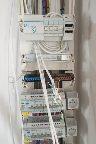 installateur alarme Bains-sur-Oust-3